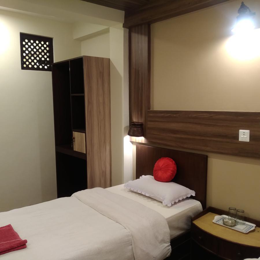Kumari Guest House Бхактапур Экстерьер фото