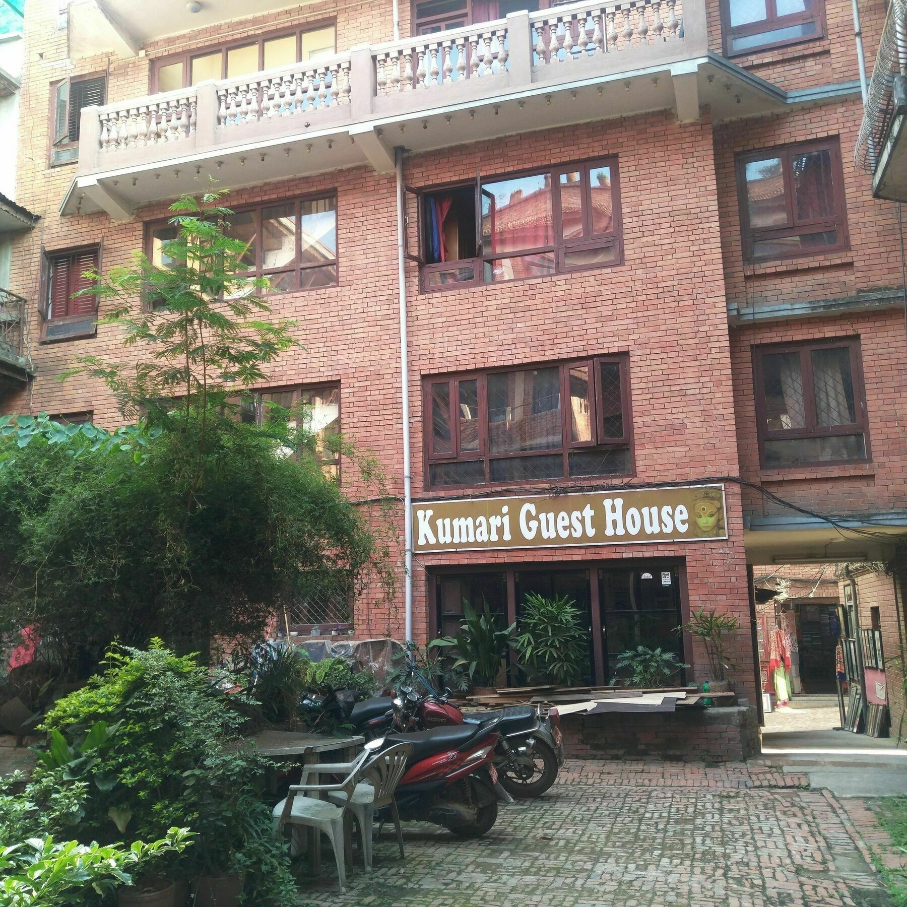 Kumari Guest House Бхактапур Экстерьер фото